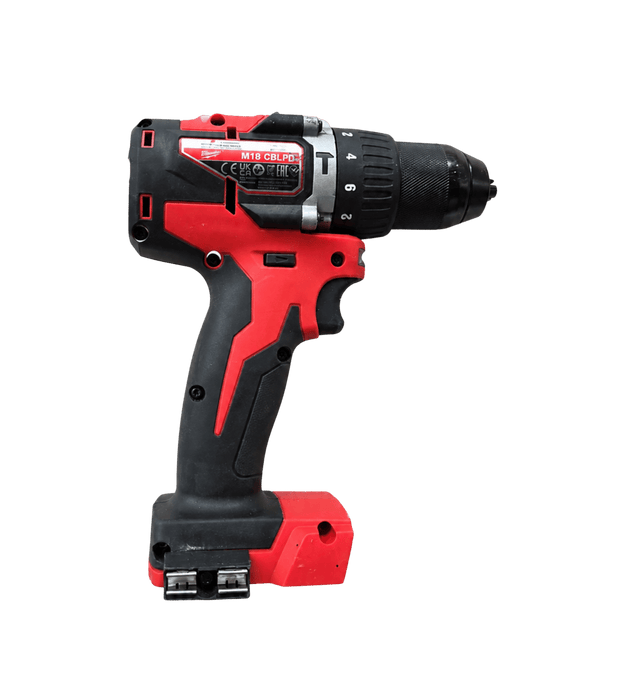 Trapano avvitatore a percussione Milwaukee M18 CBLPD 18V